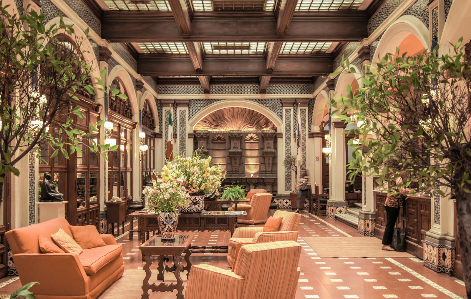 Hospitality atmosphere used to illustrate an evening at the hotel